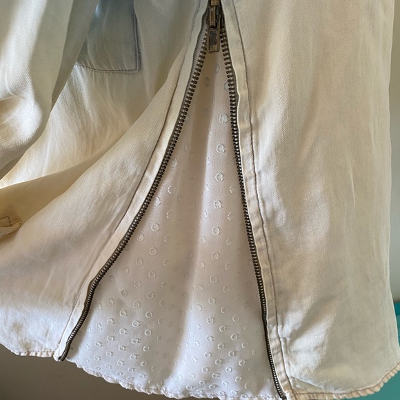 BKE red Blue Off White Dip Dye Button Up Zip Side - Picture 11 of 12